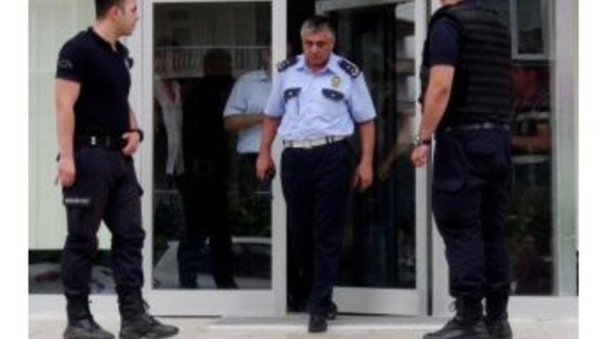 Aksaray’daki Derneğe Polis Baskını