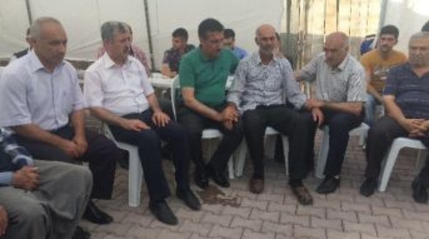 T&uuml;fenkci&rsquo;den Şehit Ailesine Taziye Ziyareti