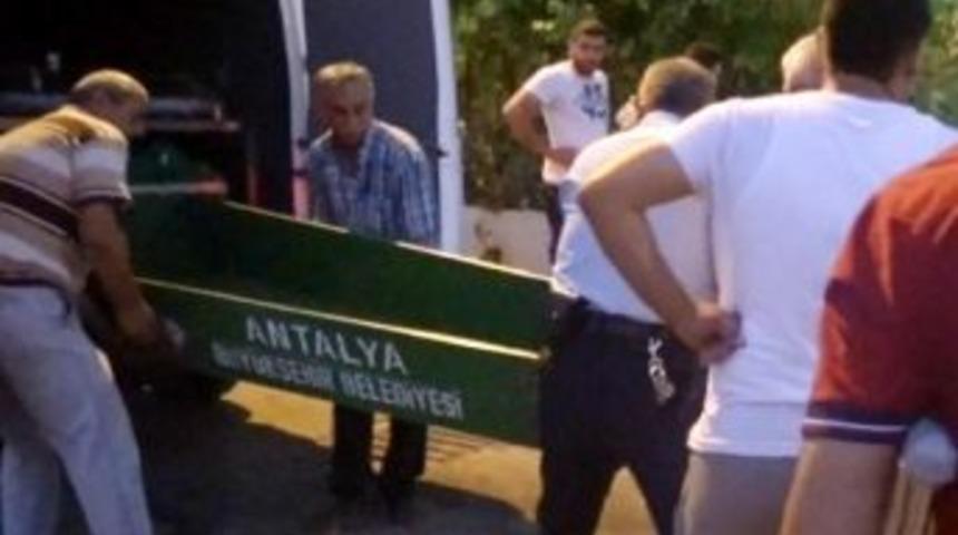 Liseli Mehmet Kendini Astı