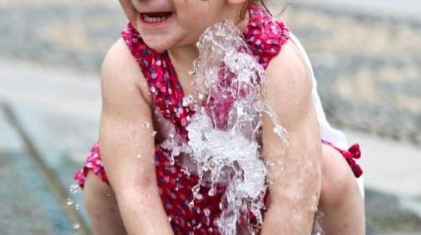 Fıskiyeyle Serinlediler