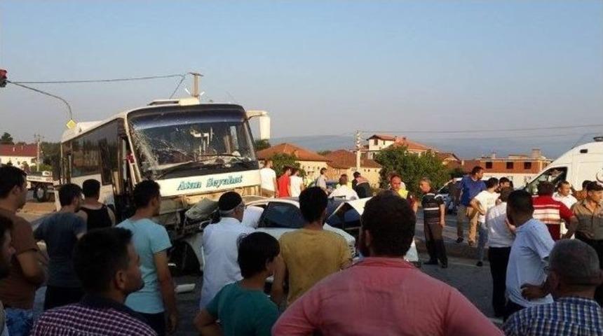 D-100 Karayolunda Zincirleme Trafik Kazası: 7 Yaralı