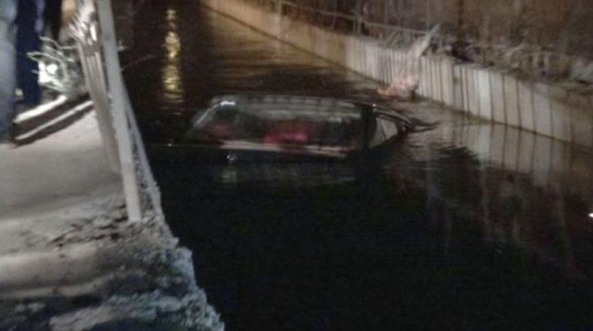 Malatya&rsquo;da Otomobil Kanala D&uuml;şt&uuml;