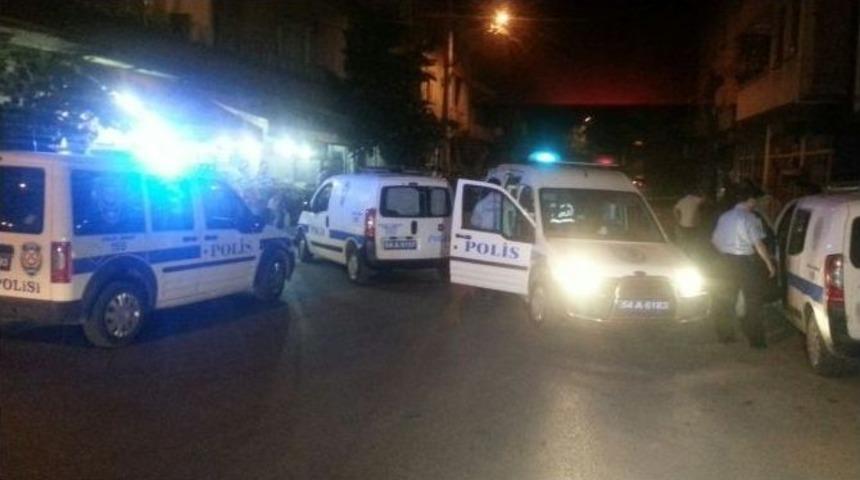 Sakarya&rsquo;da Silahlı Kavga: 1 Yaralı
