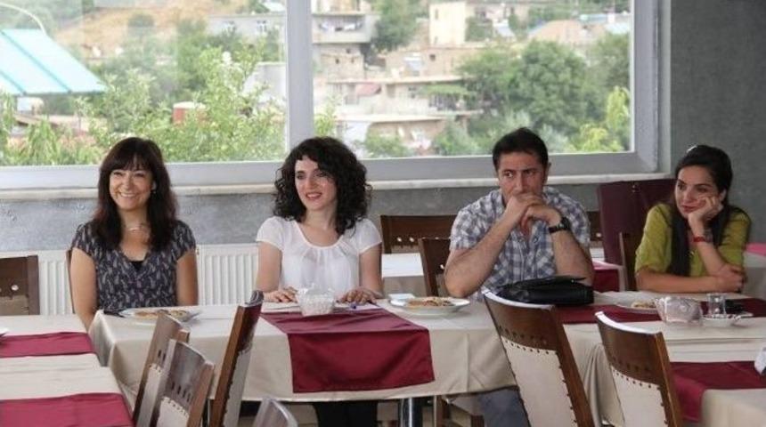 &Ccedil;ocuk Başak K&uuml;lt&uuml;r Sanat Vakfı&rsquo;ndan At&ouml;lye &Ccedil;alışması