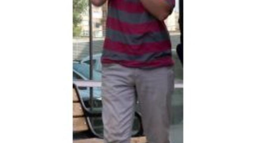 Tutuklandığını Yakınlarına Cep Telefonuyla Haber Verdi