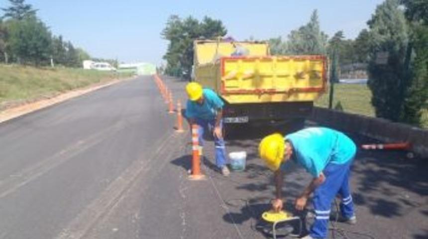 Delinat&ouml;r Trafik İşaretleri İle Kartepe&rsquo;de Trafik G&uuml;venliği Artacak