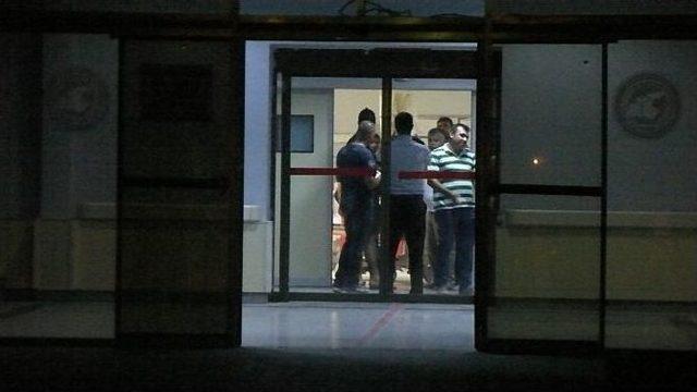 Van’da Jandarma Komutanlığına Saldırı: 1 Asker Yaralı