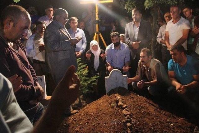 Bakan Yılmaz&rsquo;ın Ağabeyi Defnedildi 2