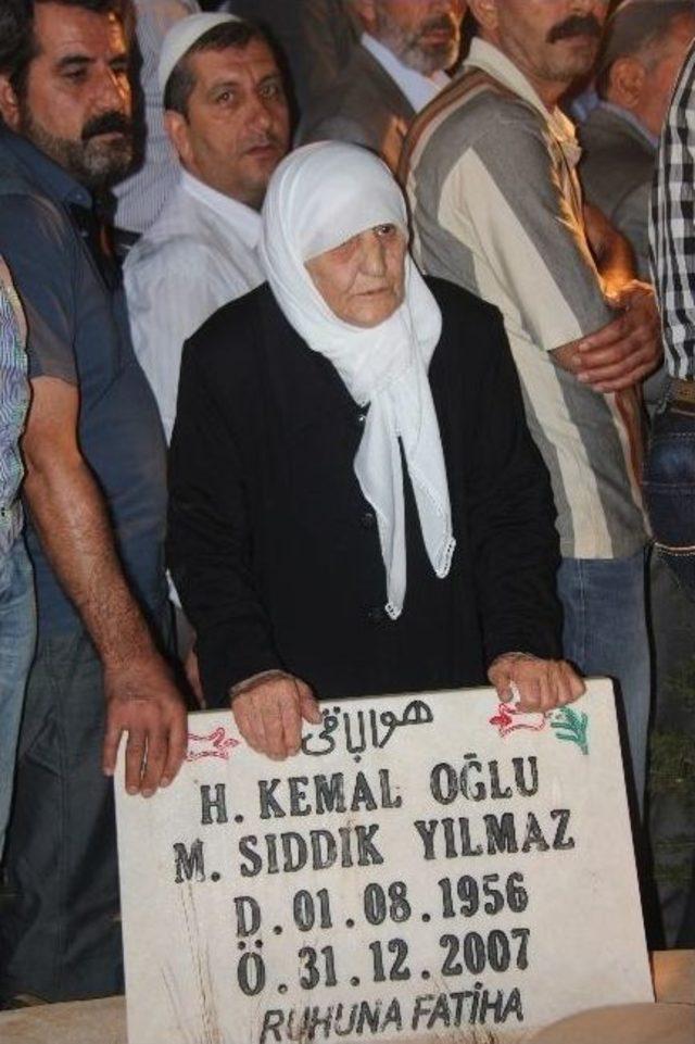 Bakan Yılmaz&rsquo;ın Ağabeyi Defnedildi 3