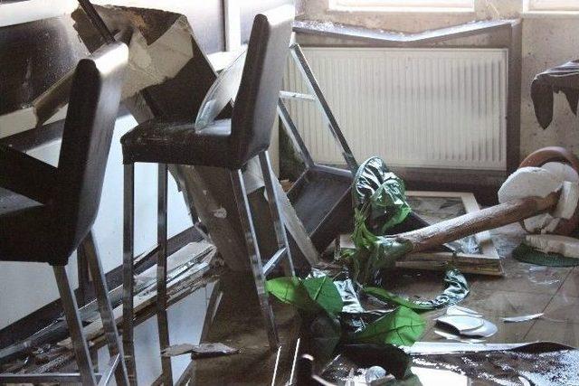 Kırşehir Fenerbah&ccedil;eliler Derneğinde Yangın 2