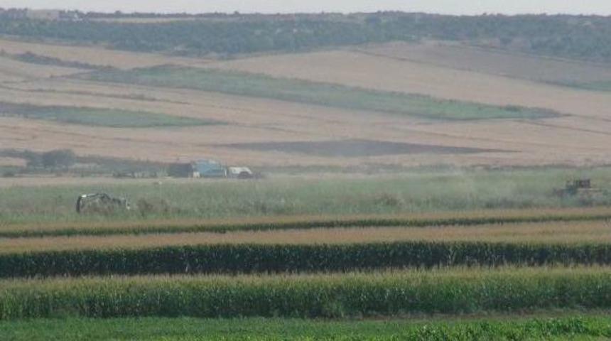 Kilis'te Sınıra Hendek Kazılıyor