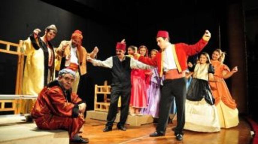 Kent Tiyatrosu Yeni Sezona Hazırlanıyor