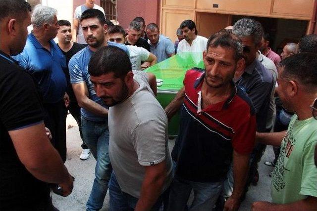 Gasp Edilen Taksici Boğazı Kesilerek &Ouml;ld&uuml;r&uuml;ld&uuml; 2