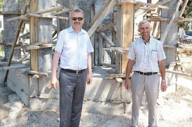 Başkan Özkan, Gölkıyı Mahallesindeki Çalışmaları Denetledi