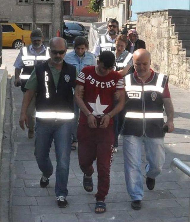 Evlenme Vaadi Ile Yaşlı Adamı Dövüp 19 Bin Lirasını Gasp Ettiler 2