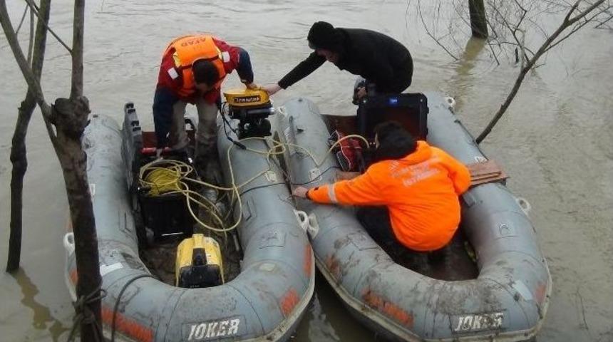 Nehirde Kaybolan Adamın Cansız Bedeni 182 G&uuml;n Sonra Ortaya &Ccedil;ıktı
