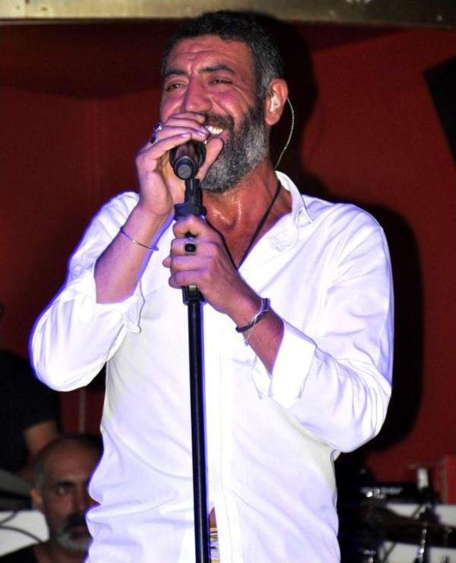 Hakan Altun'dan Bodrum'da Keyifli Konser