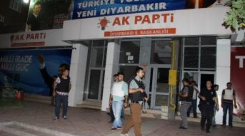 Ak Parti İl Binasına Bombalı Saldırı Girişimi