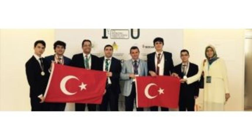 47. Uluslararası Kimya Olimpiyatları&rsquo;nda T&uuml;rkiye 4&rsquo;te 4 Yaptı