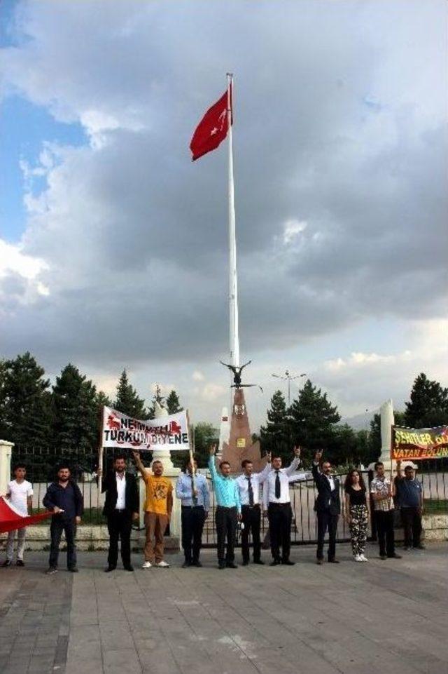 Abdullah &Ouml;calan&rsquo;ın Maketi Yakıldı 2