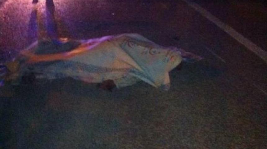 Otomobil, Motosiklete &Ccedil;arptı: 1 &Ouml;l&uuml;