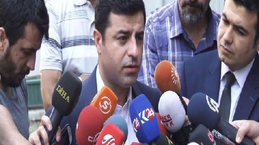 Demirtaş: 'devlet Silah Bıraksın' Demiyorum, Karşılıklı Ateşkes Durumundan Söz Ediyorum