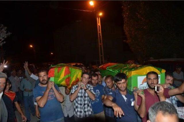 Ağrı da &Ccedil;atışmada &Ouml;ld&uuml;r&uuml; Iki Kardeş Toprağa Verildi 2