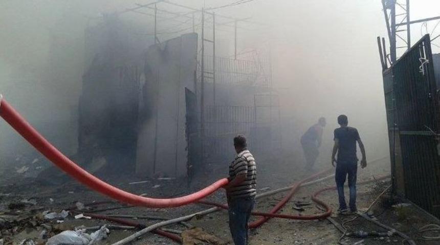 S&ouml;ke&rsquo;de Yangın, Geri D&ouml;n&uuml;ş&uuml;m Deposundaki Yangın Korkuttu