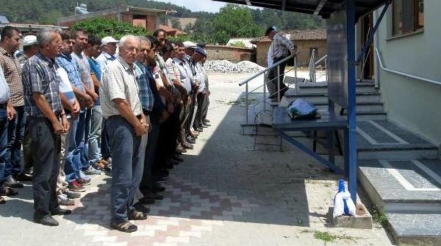 40 G&uuml;nl&uuml;k Eslem Bebek, G&ouml;zyaşları I&ccedil;inde Taprağa Verildi