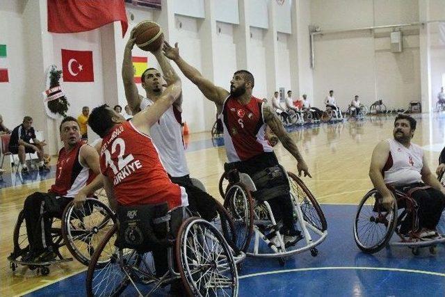 1. Uluslararası Balıkesir Cup’ta Şampiyon Türkiye