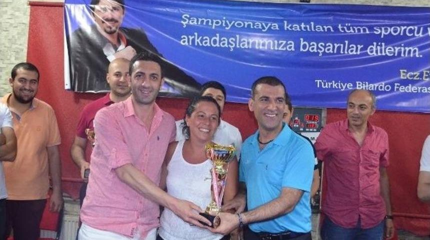 Bilardonun Şampiyonu Taşdemir