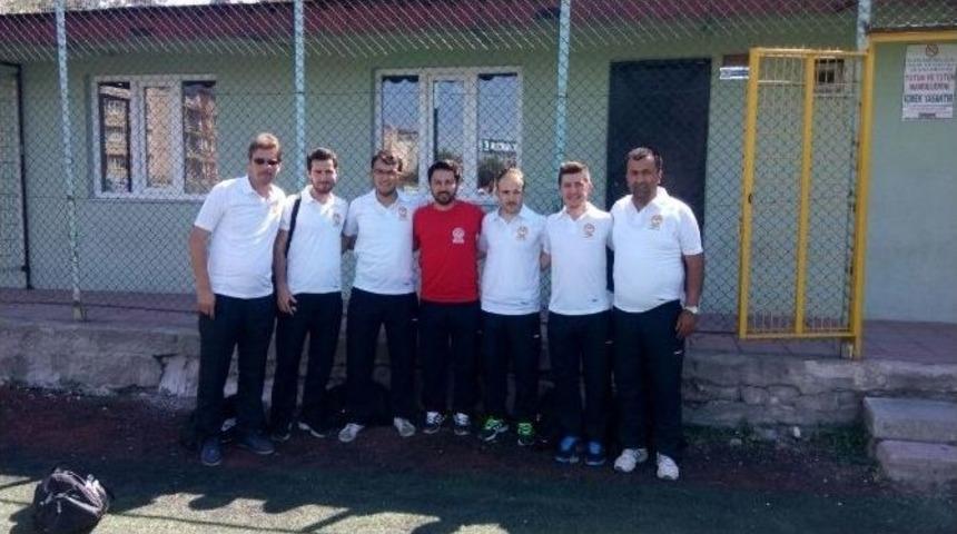 Antren&ouml;rl&uuml;k Kursuna İlgi