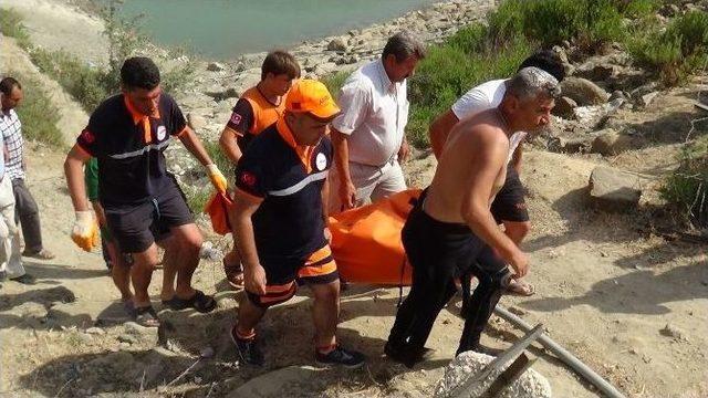 Hatay&rsquo;da G&ouml;lete Giren Suriyeli &Ccedil;ocuk Boğuldu 1