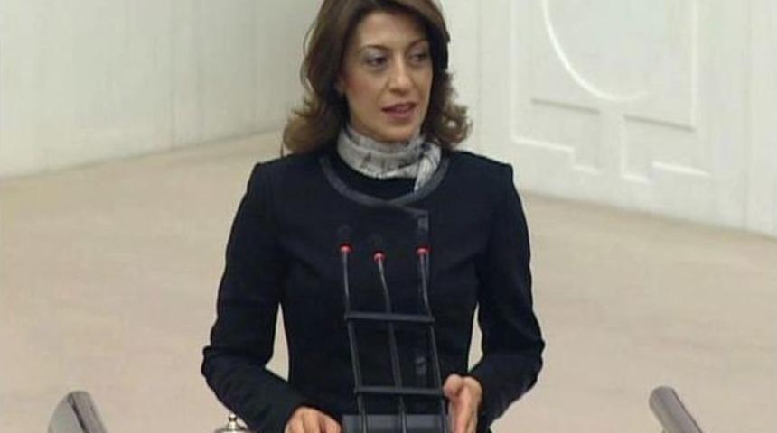 (&ouml;zel Haber) Minik Muhammed İ&ccedil;in Nesrin Ulema Devreye Girdi