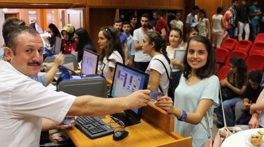 &Ouml;nce Om&uuml;&rsquo;ye Kayıt, Sonra Samkart