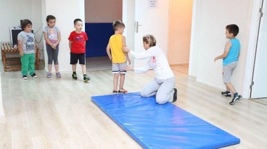 Geleceğin Profesyonel Jimnastikçileri