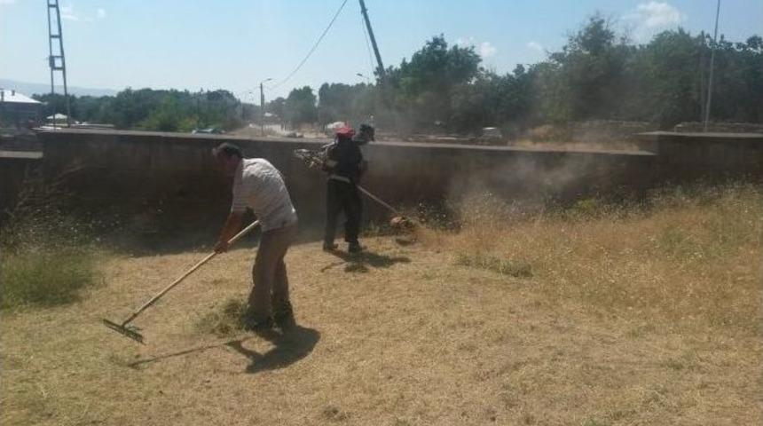 &Ccedil;ifte K&uuml;mbetlerde Temizlik &Ccedil;alışması