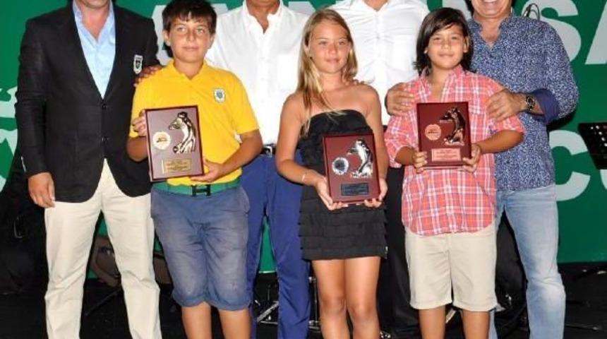 Golf Tutkunları &Ouml;d&uuml;l T&ouml;reninde Bora Gencer Ile Coştu