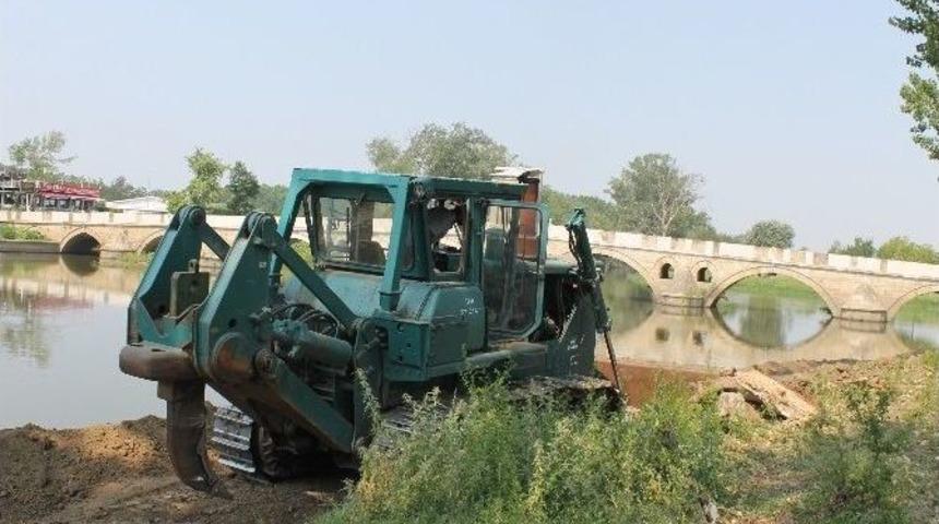 Tunca Nehri&rsquo;nin Altındaki Tarihi Mermer Bulanamadı