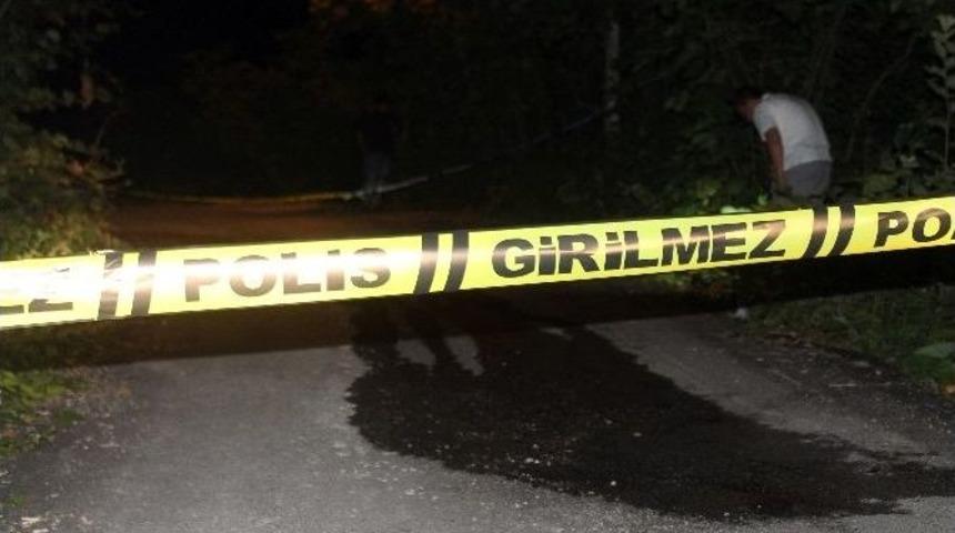 Etrafa Ateş Ederken T&uuml;fekle Kendini Vurdu