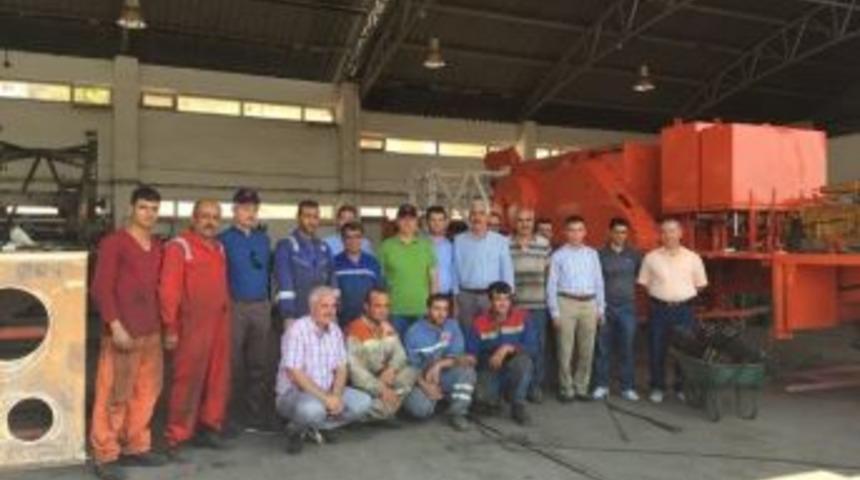 T&uuml;rkiye Petrolleri Genel M&uuml;d&uuml;r&uuml; Şişman Sahayı Gezdi