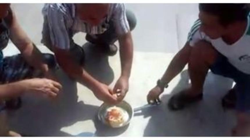 Adana&rsquo;nın Sıcağı Tavada Yumurta Pişirtti