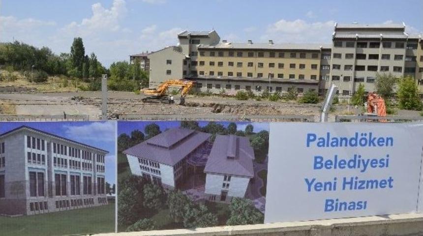 Başkan Bulutlar, Yeni Belediye Hizmet Binasını Tanıttı