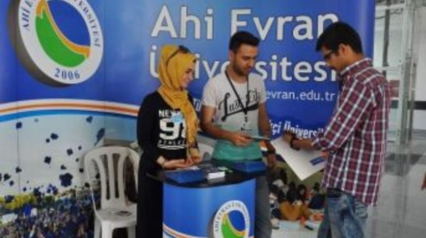 Ahi Evran &Uuml;niversitesi Yeni &Ouml;ğrencilerini Karşılıyor