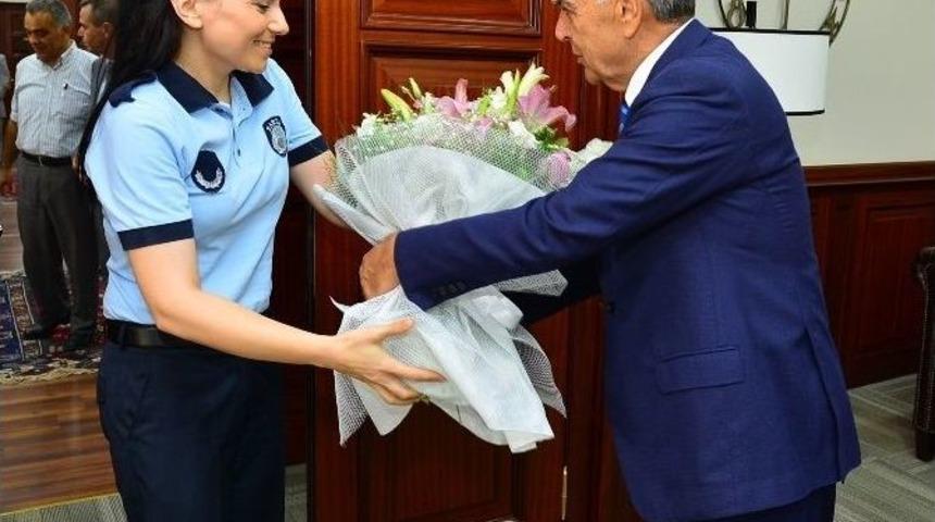 Kocaoğlu&rsquo;ndan İşportacı Ve Seyyar Satıcılara Karşı Kararlılık Mesajı