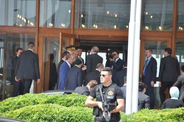 Cumhurbaşkanı Ankara'ya Döndü