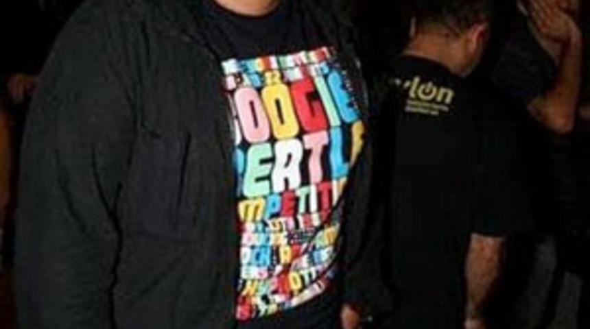 KISA BİR S&Uuml;RE &Ouml;NCE YENİ EVİNE TAŞINDI