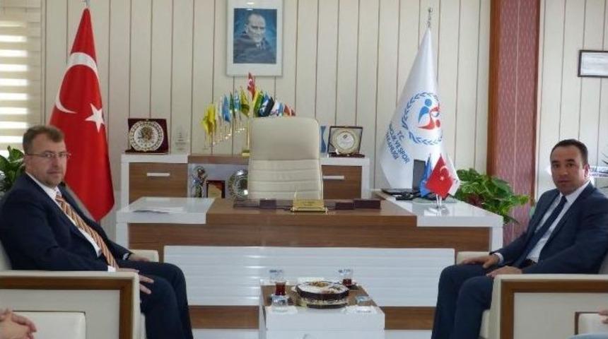 Milletvekili Eldemir&rsquo;den Bilecik Gen&ccedil;lik Hizmetleri Ve Spor İl M&uuml;d&uuml;r&uuml; Yıldız&rsquo;a Ziyaret