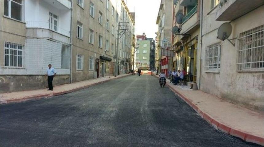 Belediye Asfaltlama &Ccedil;alışmalarına Devam Ediyor