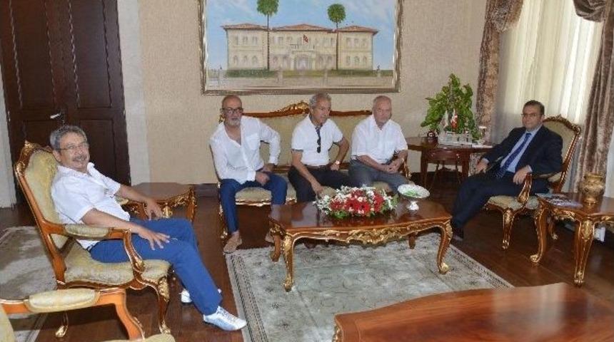 Tsyd Antalya Şubesi Y&ouml;neticilerinden Vali T&uuml;rker&rsquo;e Ziyaret